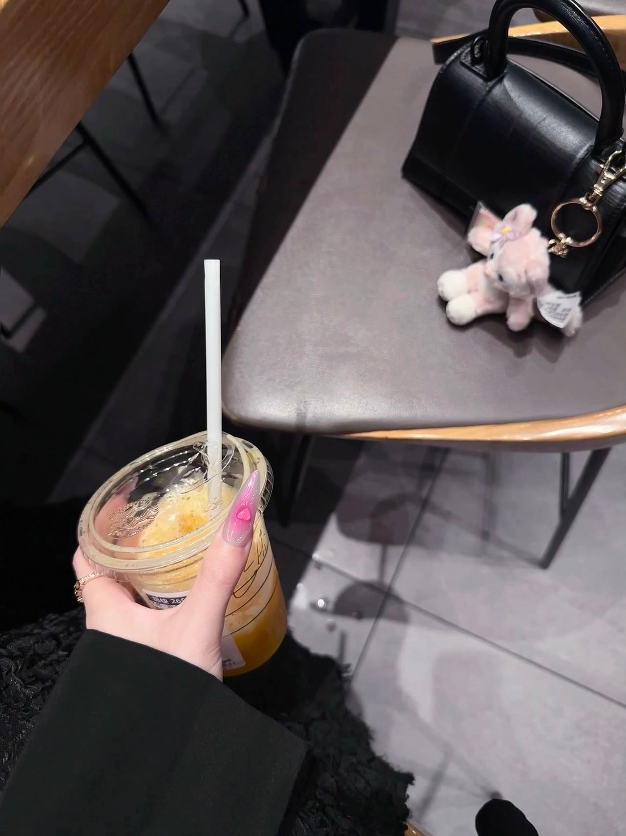 Cyber Girl che cambia colore