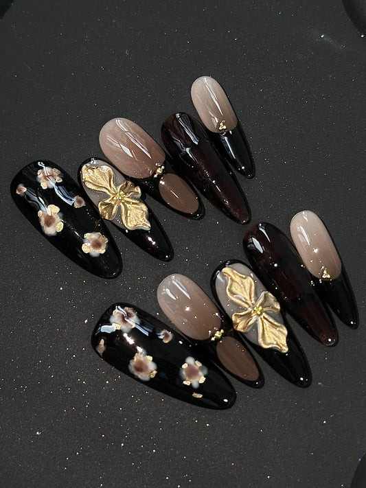 Wealth & Glamour Blossom